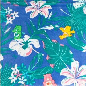 Care Bears x Lug Cuddle Throw Care Bears Floral
